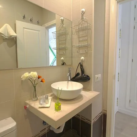 Romero Luna Apartment Malaga